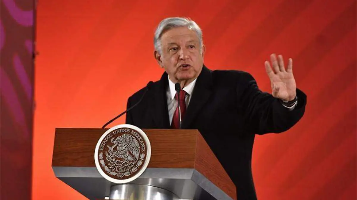 amlo-conferencia-lovera