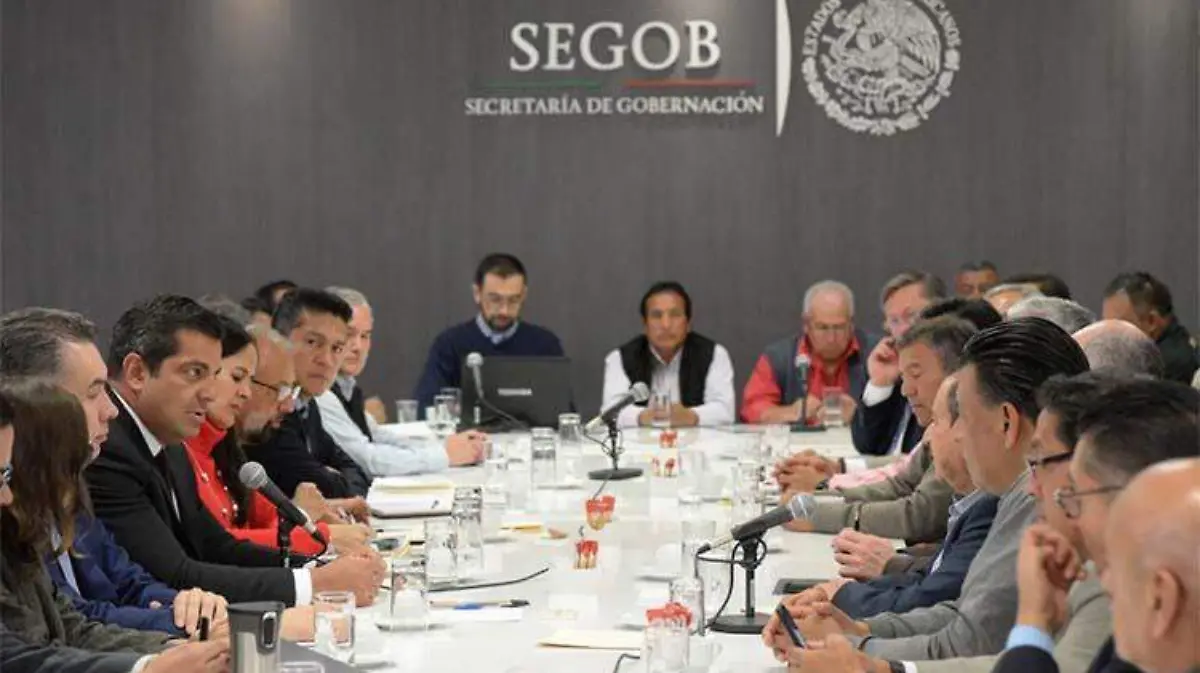 segob-taxistas-reunion