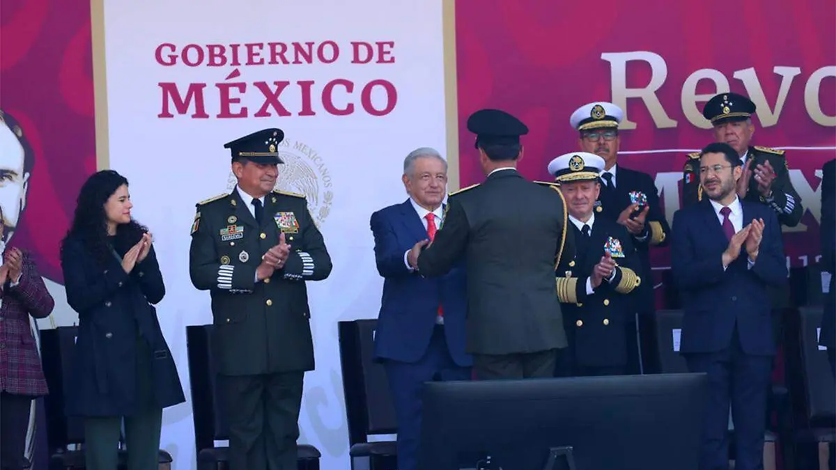 AMLO reconocimientos