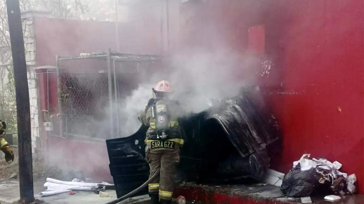 Incendio bomberos Monterrey2