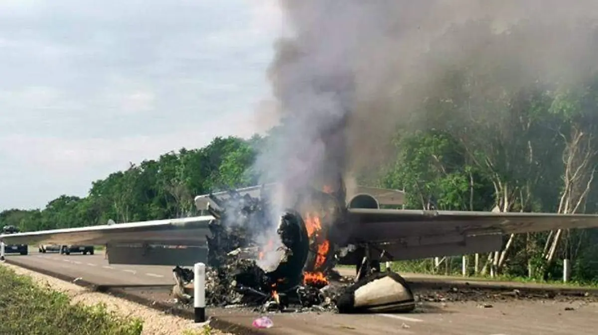 jet-aeronave-incendio