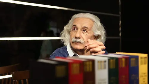 albert einstein