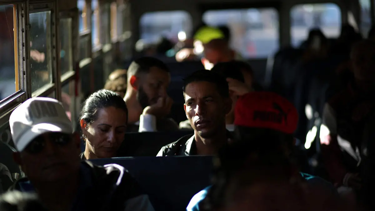 2025-04-25T221800Z_2016734108_RC2S2EAEKD5Z_RTRMADP_3_USA-TRUMP-MIGRATION-HONDURAS