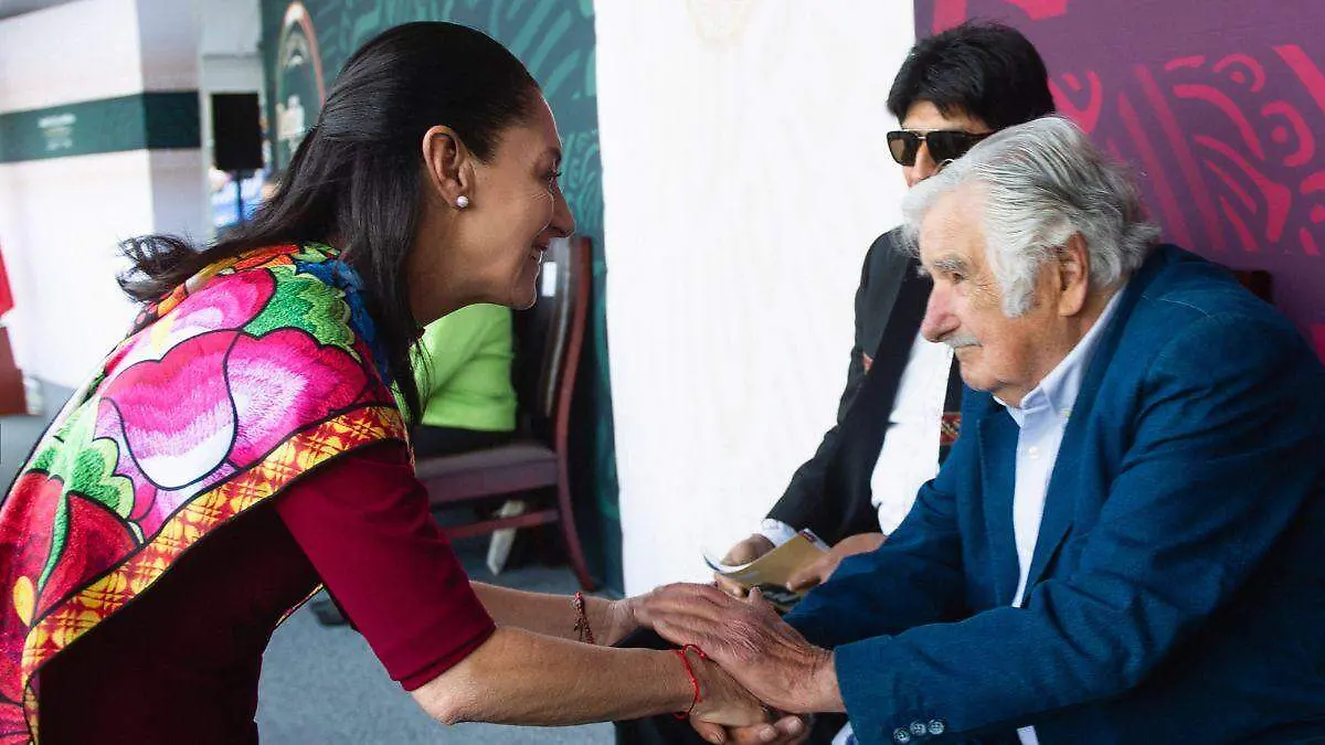 mujica6