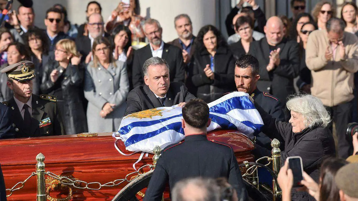 Jose Mujica_cortejo funebre 04