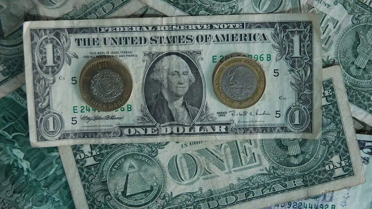 1026337_Precio dólar_web