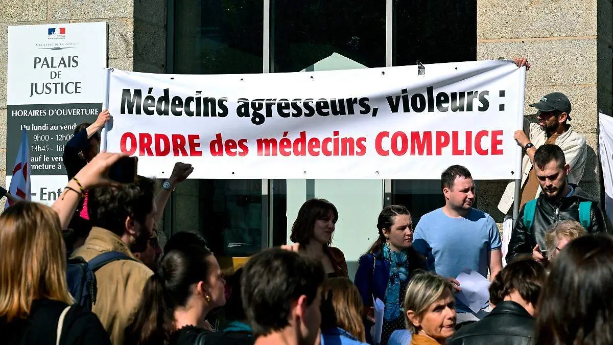 AFP__20250519__479R39D__v1__Preview__FranceJusticeTrialAssaultPedophilia