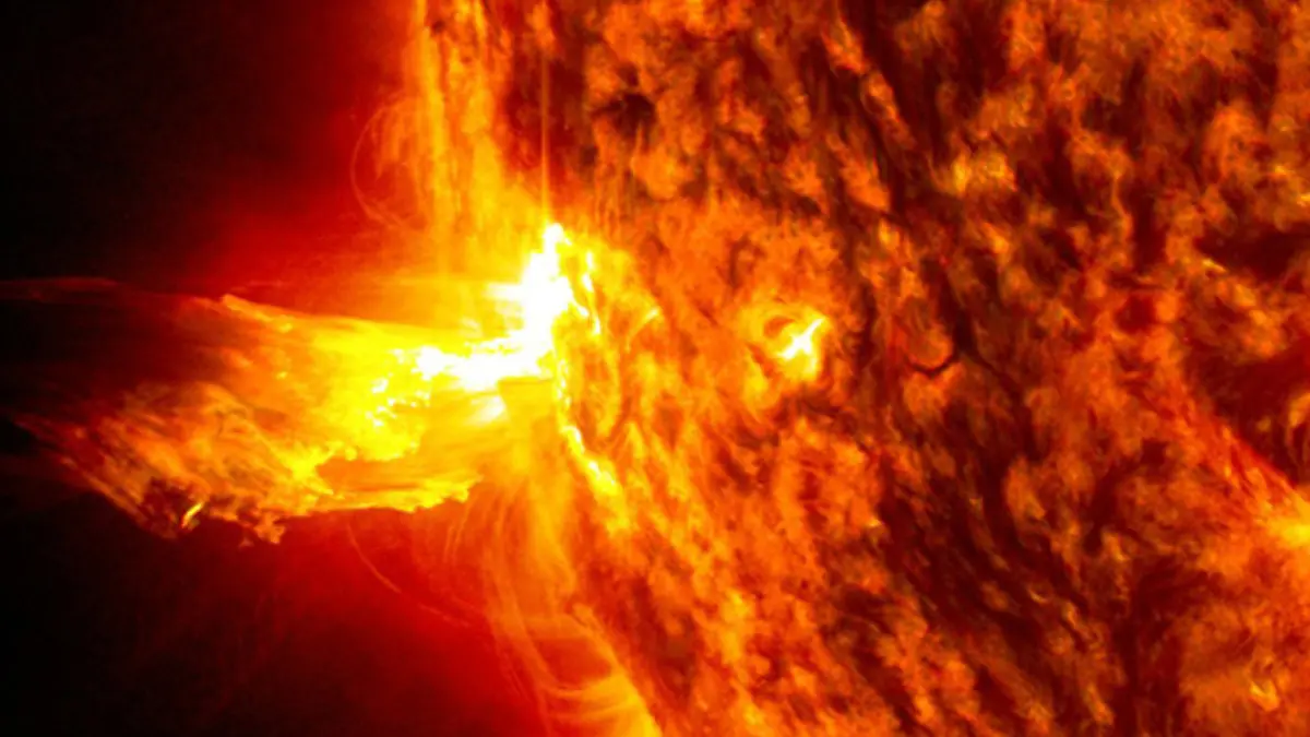 erupción solar