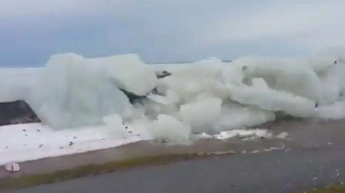 tsunami-hielo