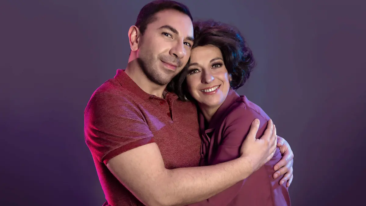 ANAHÍ ALLUE Y R SUAREZ