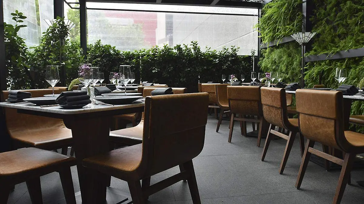 Mejora confianza empresarial en febrero