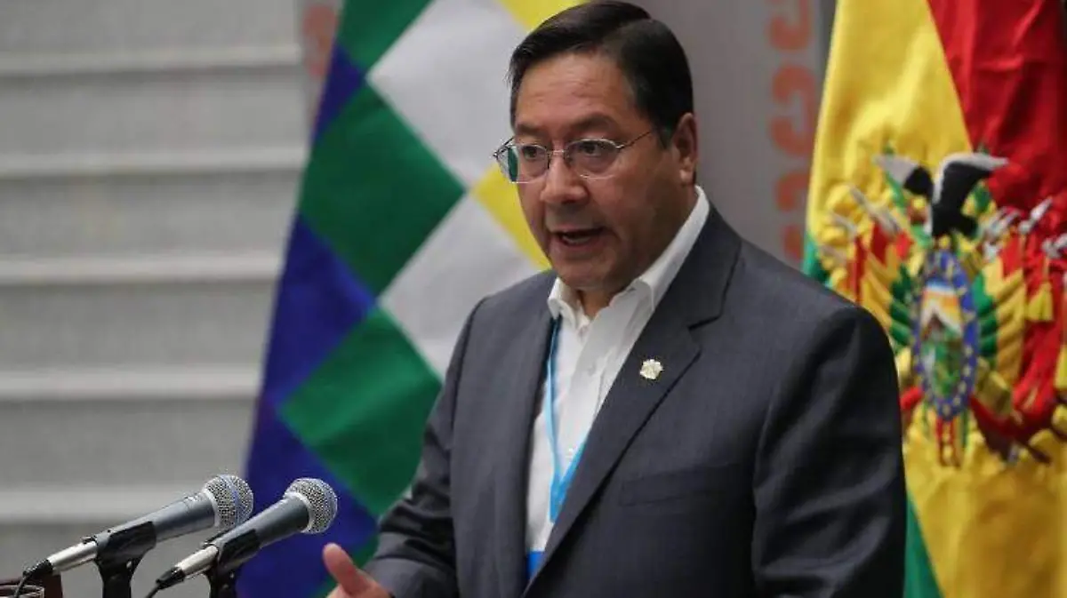 Presidente de Bolivia advierte por presencia de las derechas