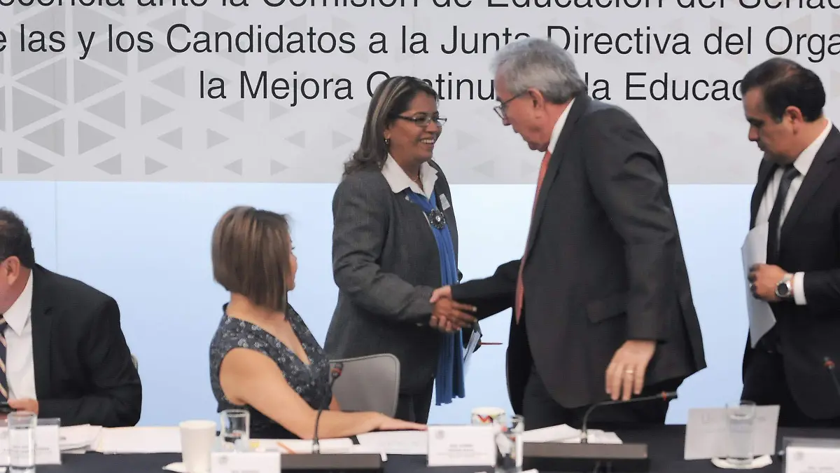MINERVA HERNÁNDEZ, RUBEN ROCHA Y ANDREA CONTRERAS alejandro aguilar