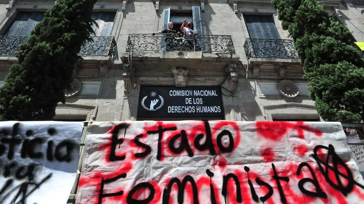 cndh toma LAURA LOVERA.4