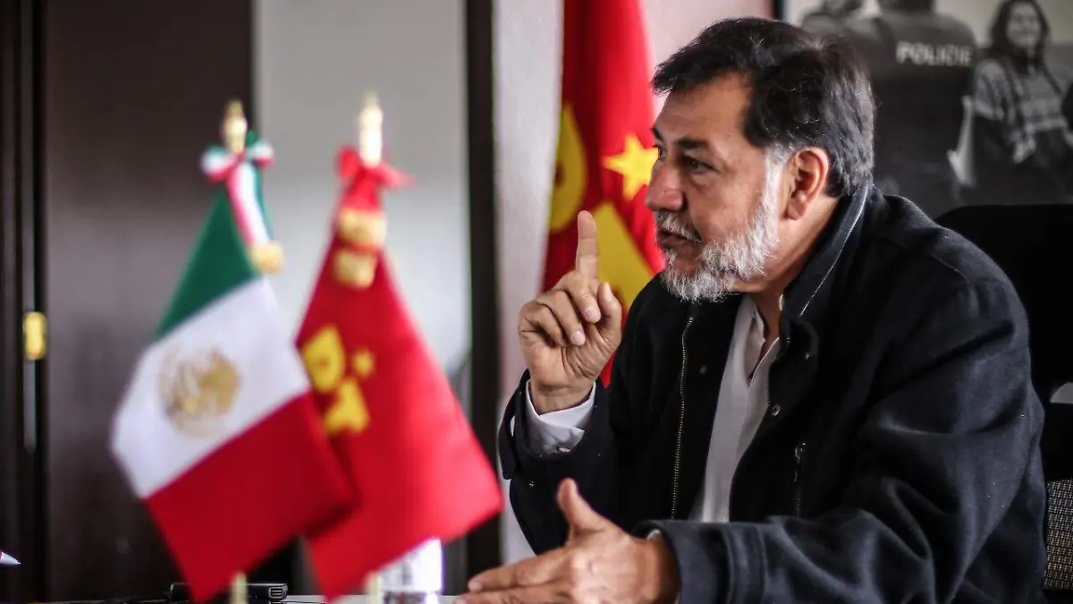 Gerardo Fernández Noroña ROBERTO HERNANDEZ