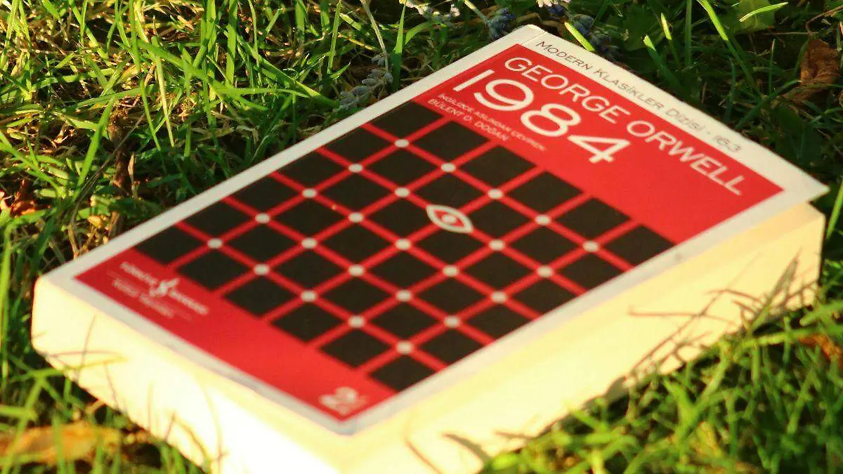 1984-George Orwell-Novela