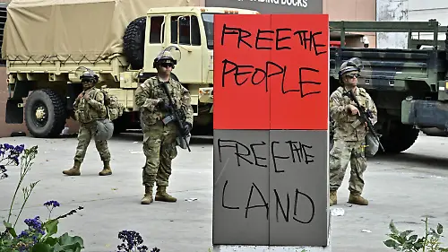AFP__20250608__49M637W__v1__HighRes__UsAgentsProtestersClashAgainInLosAngelesOverImm