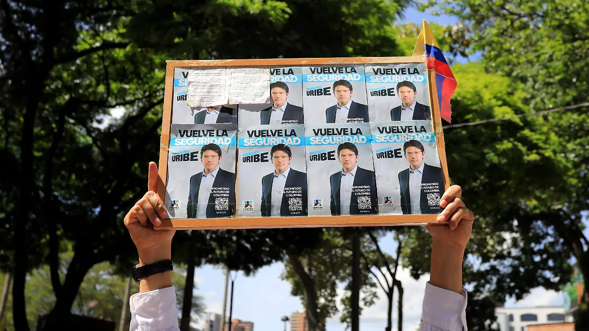 AFP__20250608__49MB3GQ__v1__HighRes__ColombiaPoliticsCrimeShootingUribeProtest