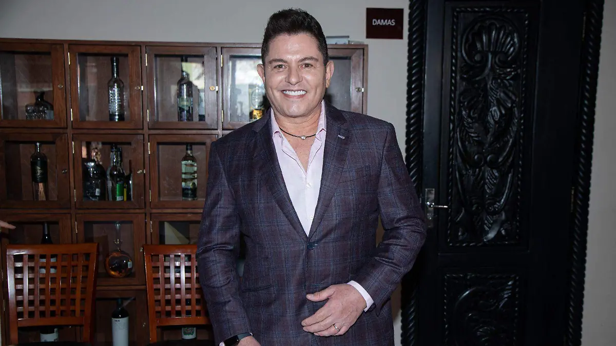 915093_Tamales con Ernesto Laguardia_web