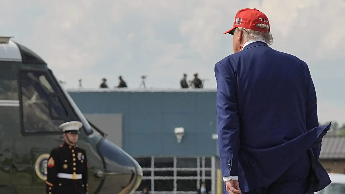 2025-06-20T202927Z_1664342742_RC2K6FA7RX80_RTRMADP_3_USA-TRUMP