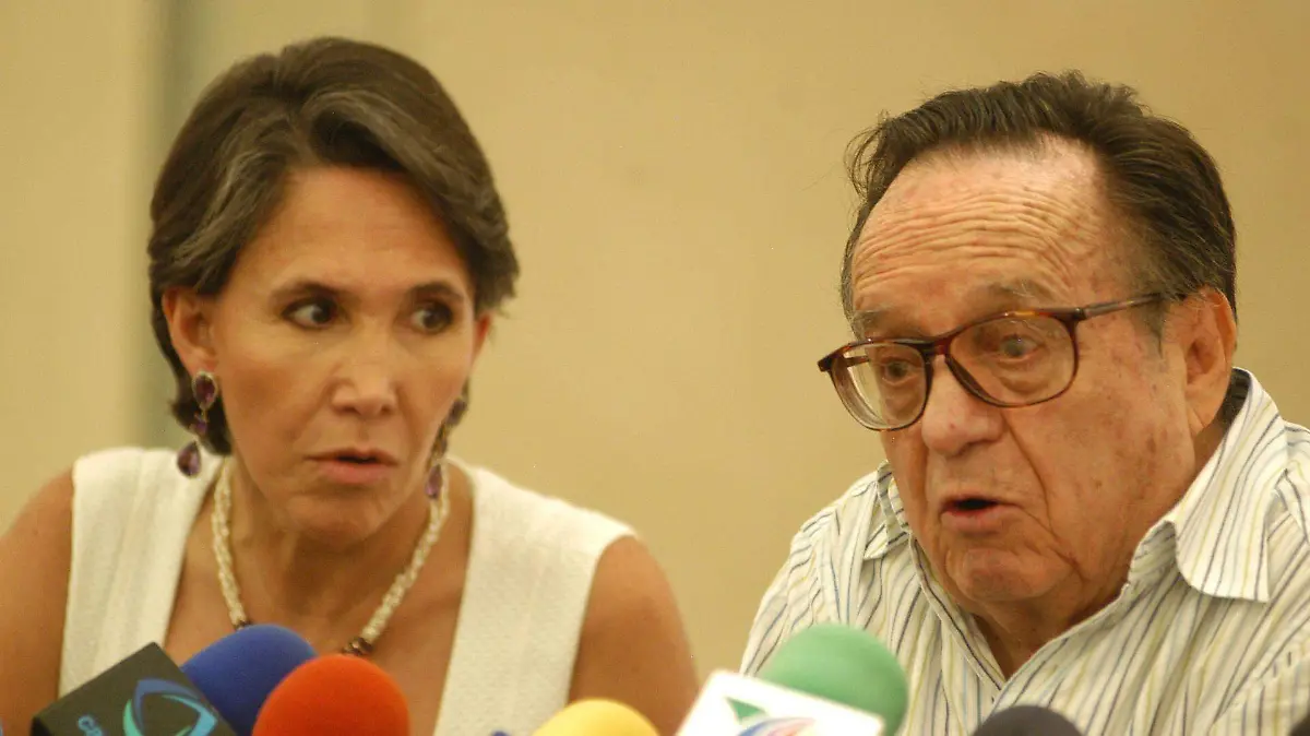 158851_0608Chespirito_web