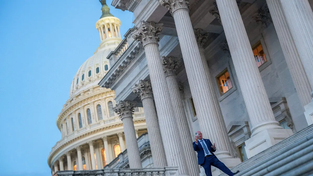 2025-07-01T110247Z_1802123216_RC2MDFALZZEE_RTRMADP_3_USA-CONGRESS-TAX