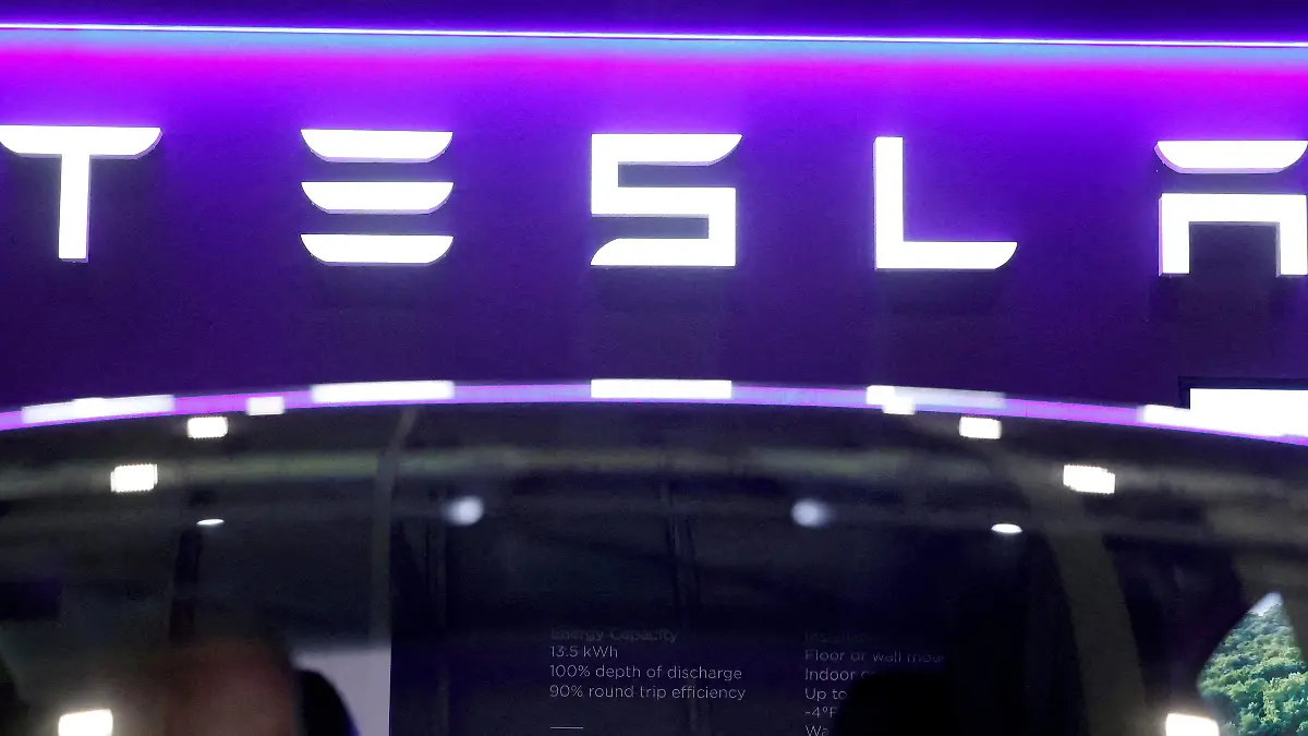 2025-06-30T210951Z_1985134780_RC2YU6ANNOPT_RTRMADP_3_TESLA-DELIVERIES