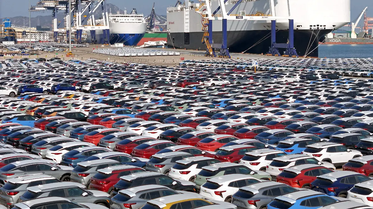2025-06-23T230033Z_945952752_RC20F5AJH19C_RTRMADP_3_CHINA-AUTOS-USED-EXPORTS
