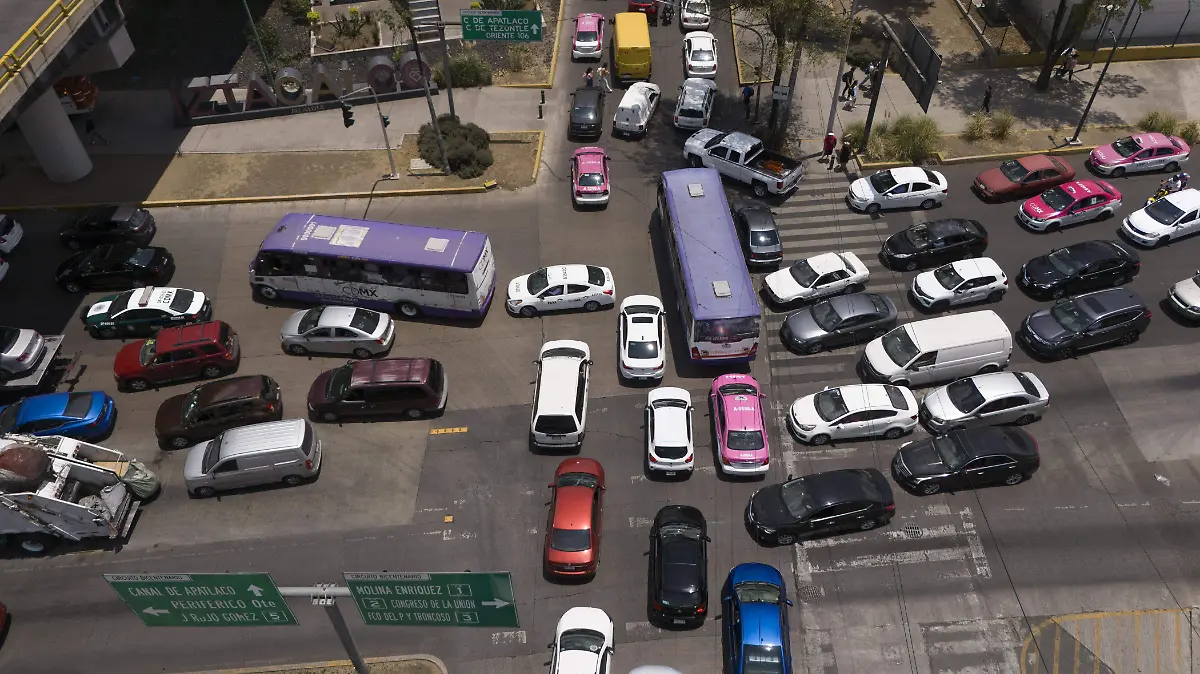 EJE 4 SUR roberto hernandez 