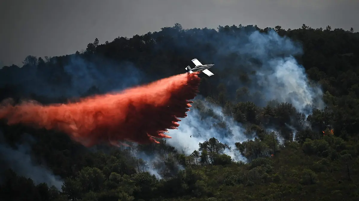 AFP__20250708__664Z7YK__v1__HighRes__FranceEnvironmentFire