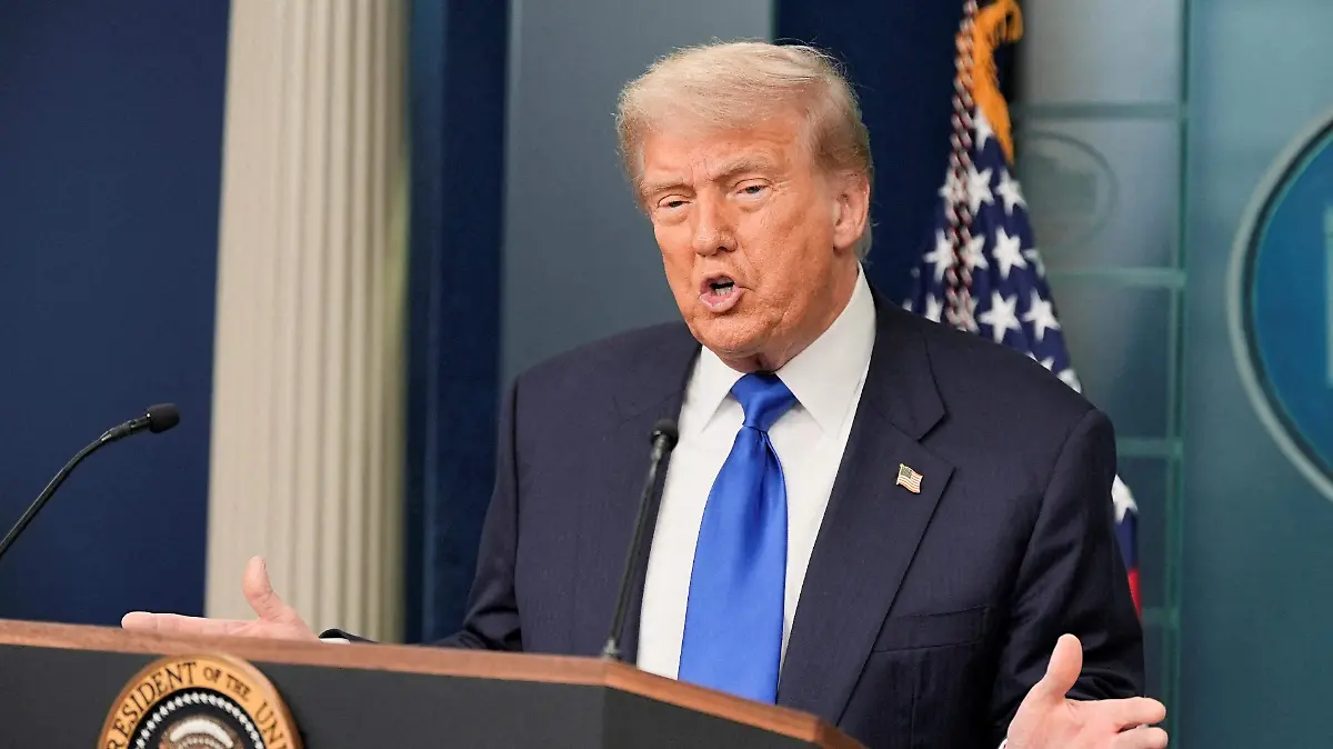 2025-07-08T221951Z_1822176539_RC25BFA9TOAU_RTRMADP_3_USA-TRUMP-INJUNCTIONS