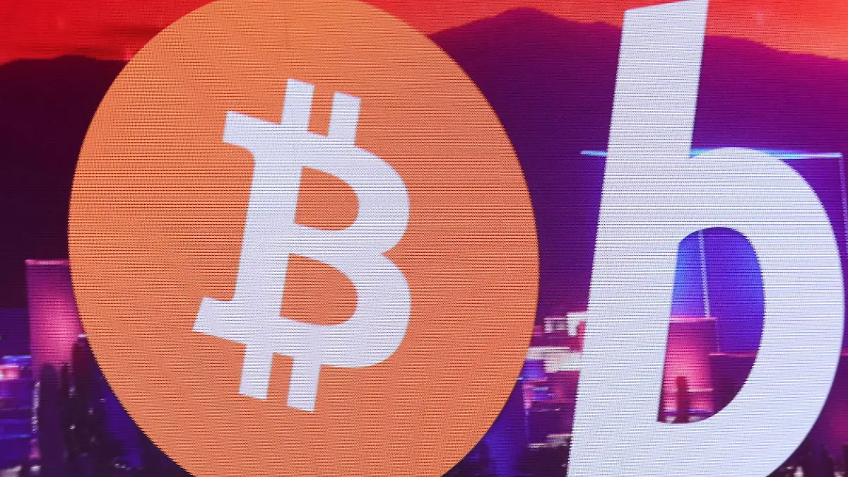 2025-07-09T214353Z_2092317888_RC23REAK4WEF_RTRMADP_3_FINTECH-CRYPTO-BITCOIN
