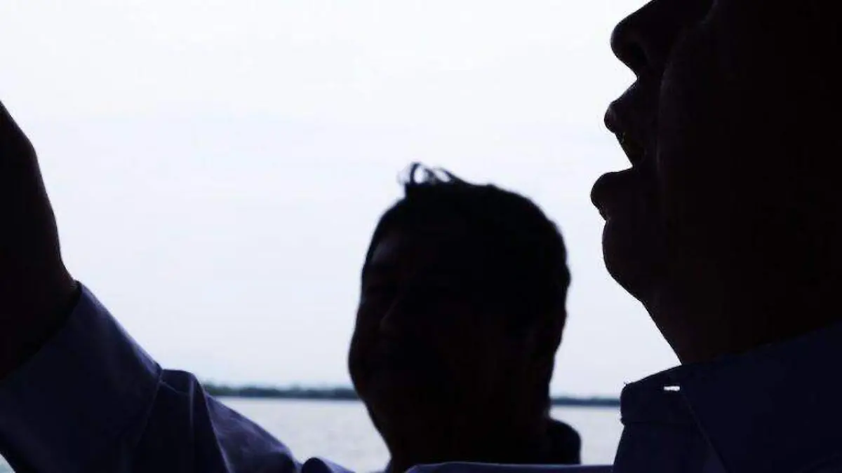 Tres pescadores oriundos de estas comunidades costeras fueron detenidos en los mares salvadoreños por la Armada de ese país, sorprendidos en un intercambio de armas por cocaína Foto Angélica Barba