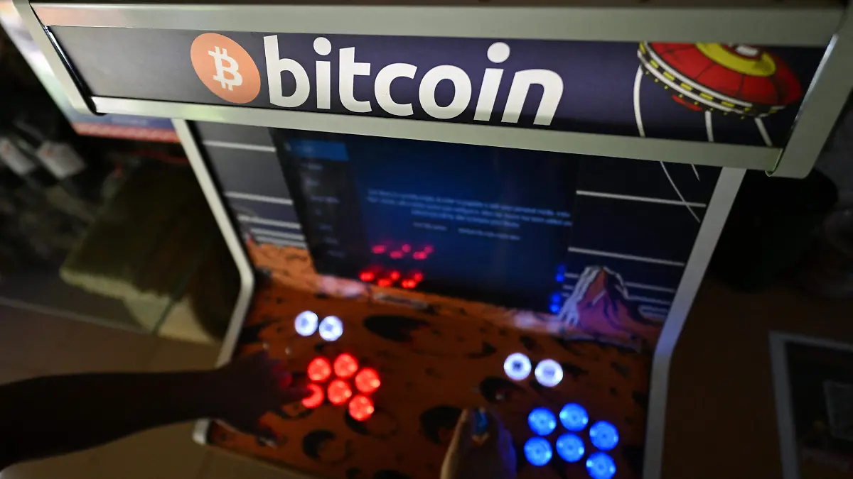 AFP__20250716__66YW2TA__v1__HighRes__ElSalvadorEconomyCryptocurrencyBitcoin