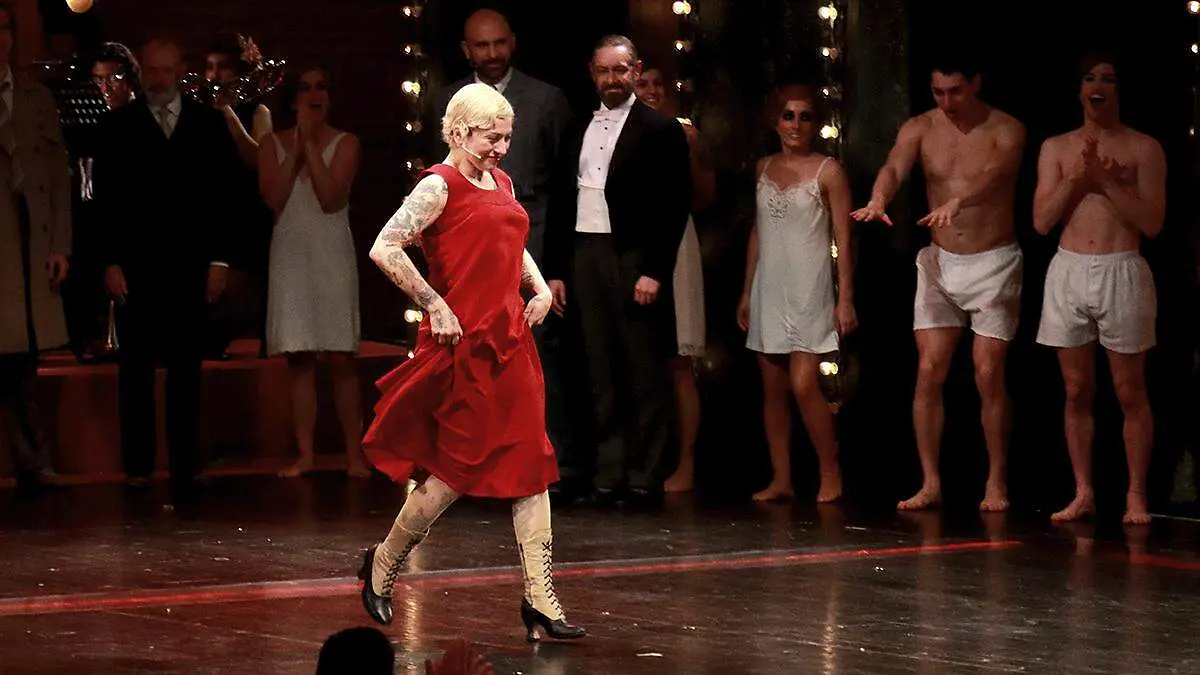 CABARET 4