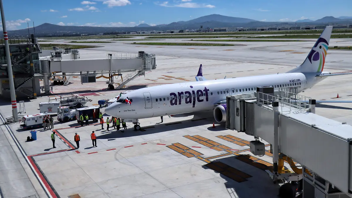 TRUMP ACUERDO AEREO BILATERAL roberto hernandez (2)