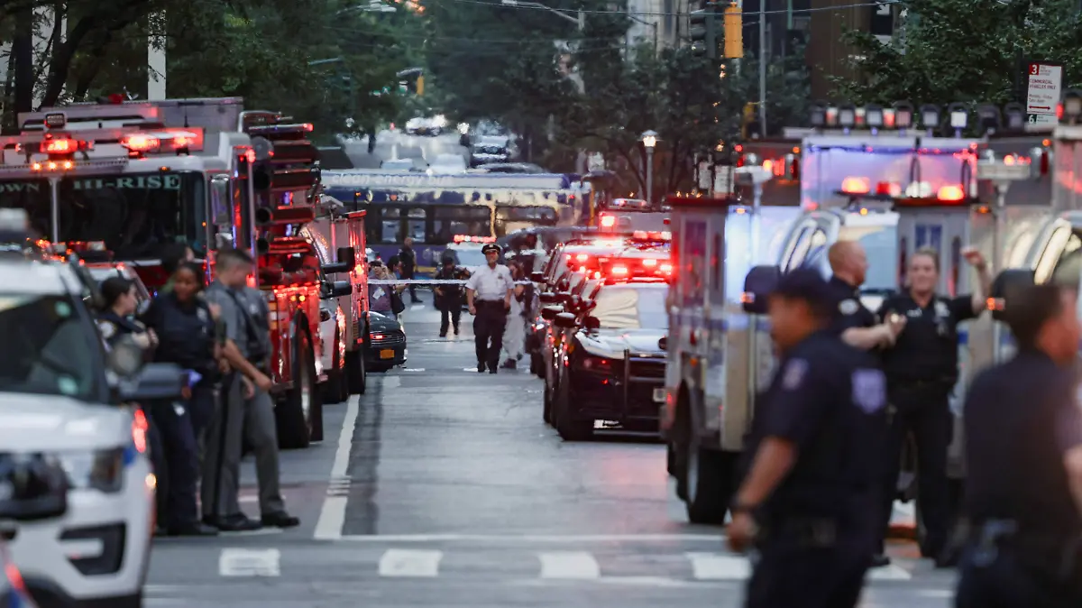 2025-07-28T234637Z_1959250822_RC2ZVFA1VEDC_RTRMADP_3_NEW-YORK-SHOOTING