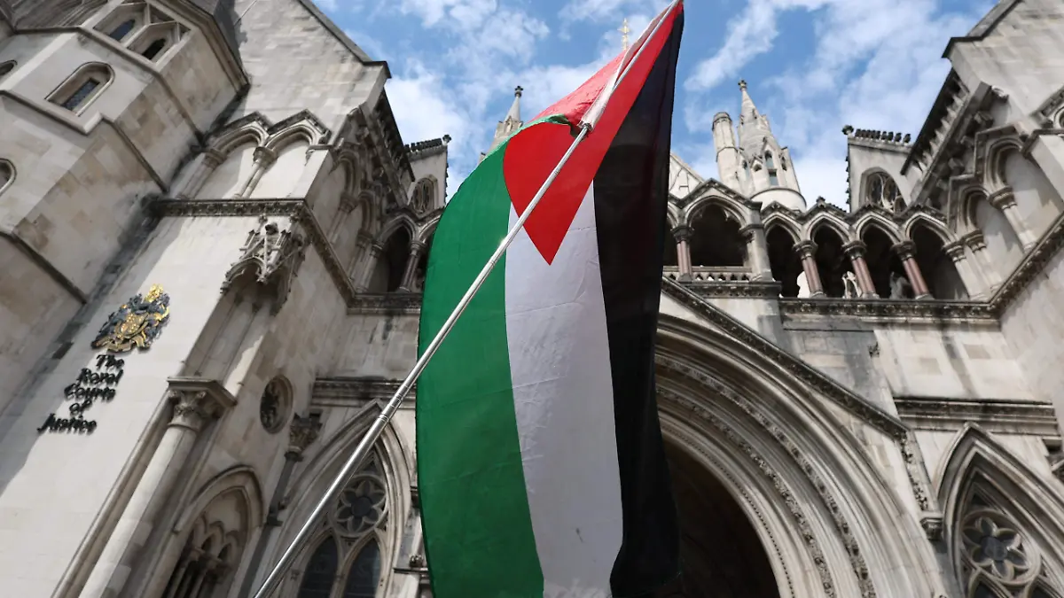 2025-07-30T123515Z_1514812650_RC20XFAUNACP_RTRMADP_3_ISRAEL-PALESTINIANS-BRITAIN-PALESTINE-ACTION