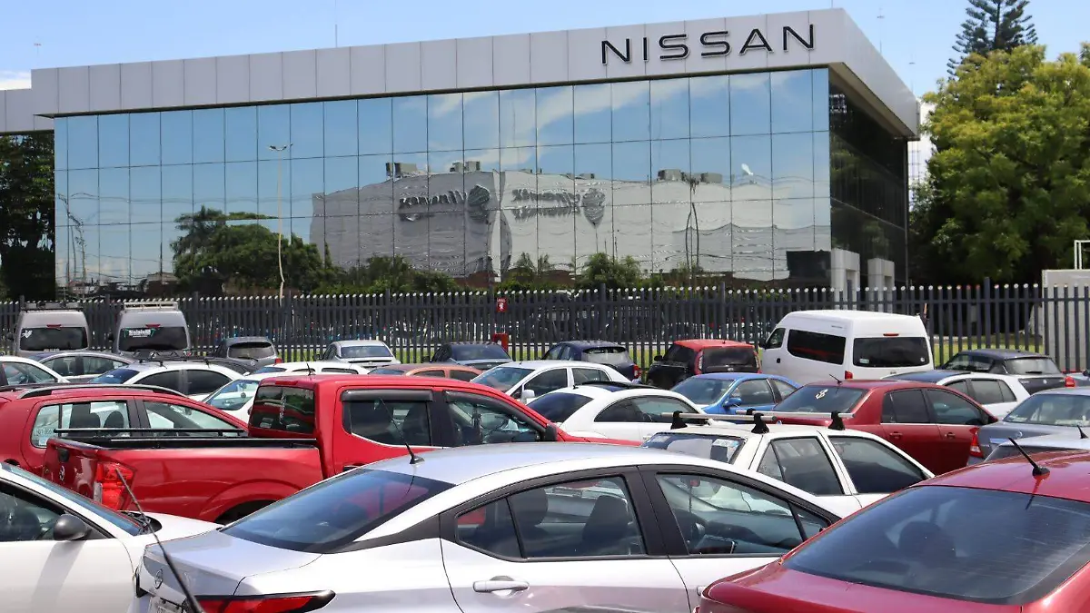 PLANTA DE NISSAN EN CIVAC luis flores el sol de cuernavaca