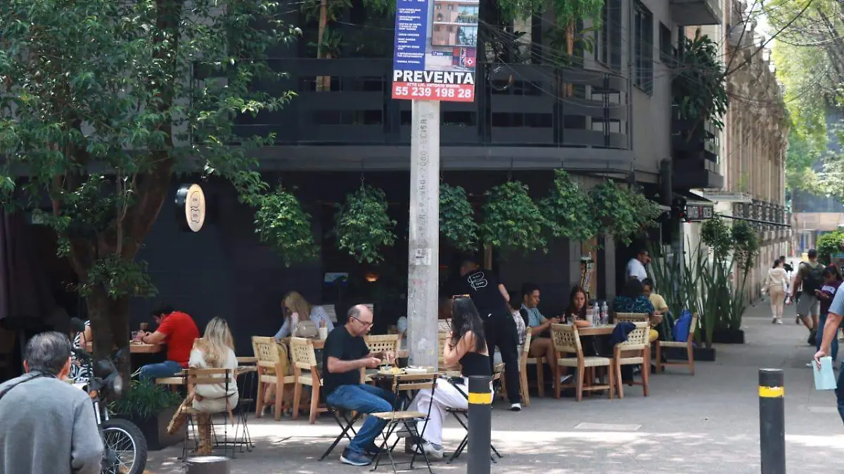 URBANISTAS VIVIENDA JOVEN ROMACONDESA servio vazquez