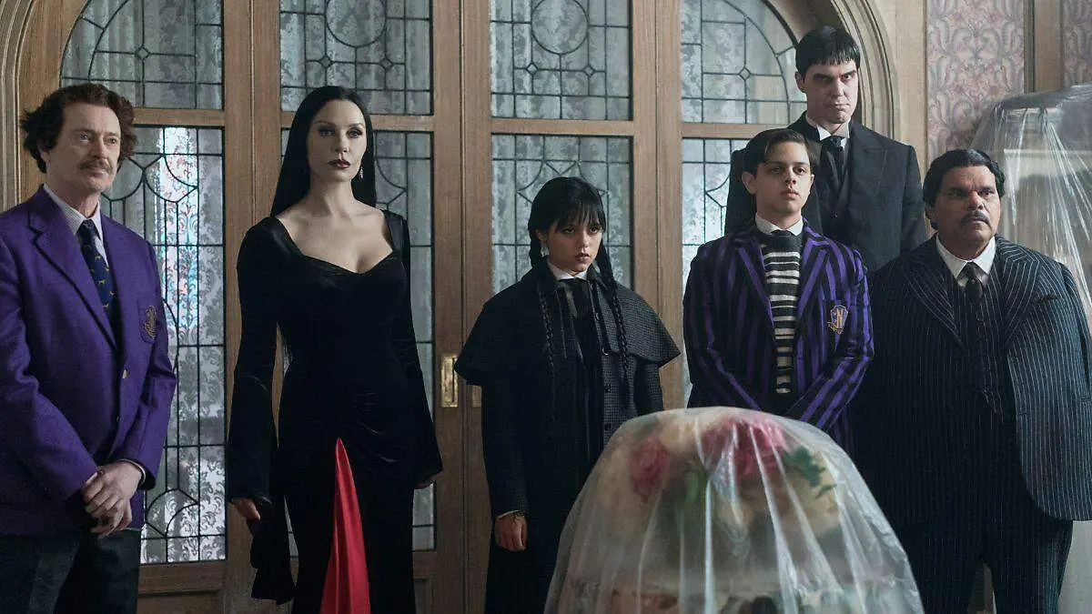 La familia Addams más presente en la segunda temporada de la serie