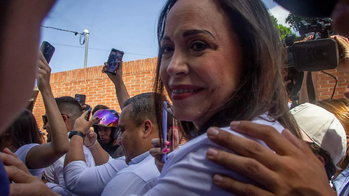990427_Elecciones Venezuela_ Voto Maria Corina_web