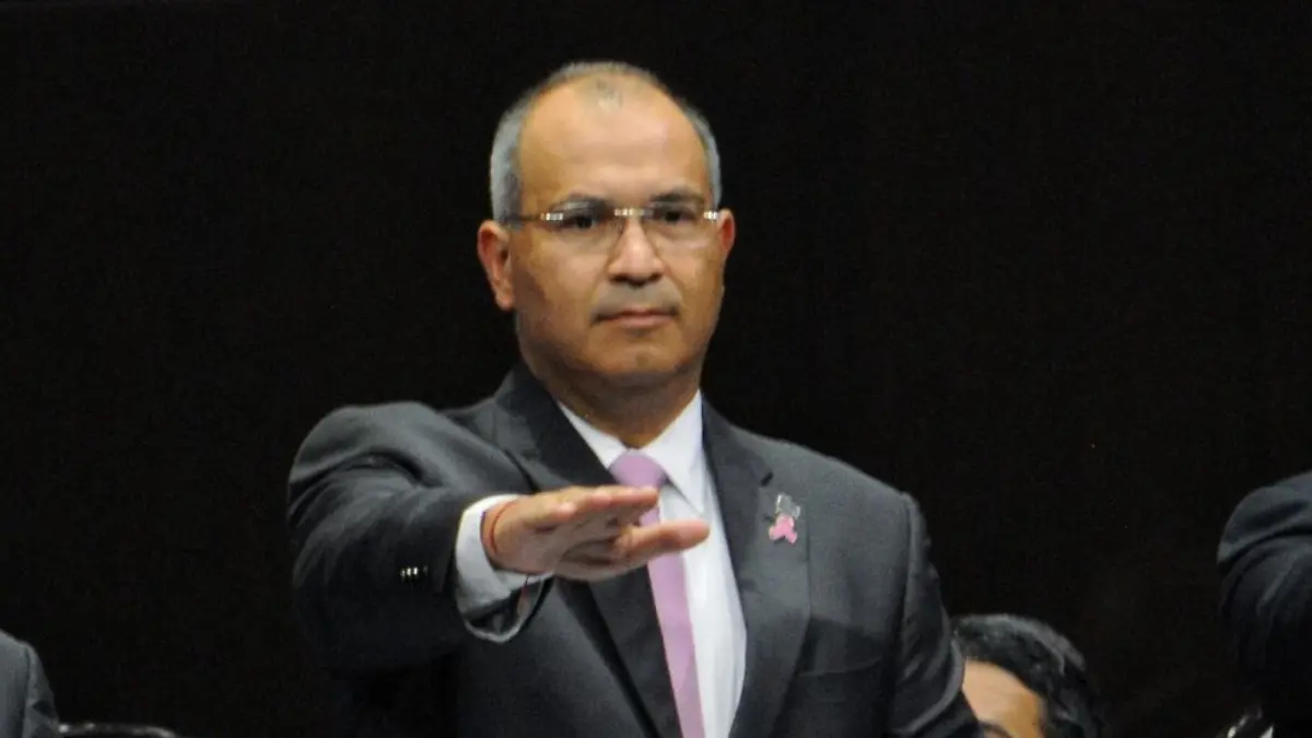 Carlos Treviño Medina (1)