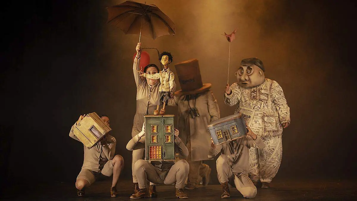 A golpe de calcetín TEATRO HELÉNICO PILI PALA