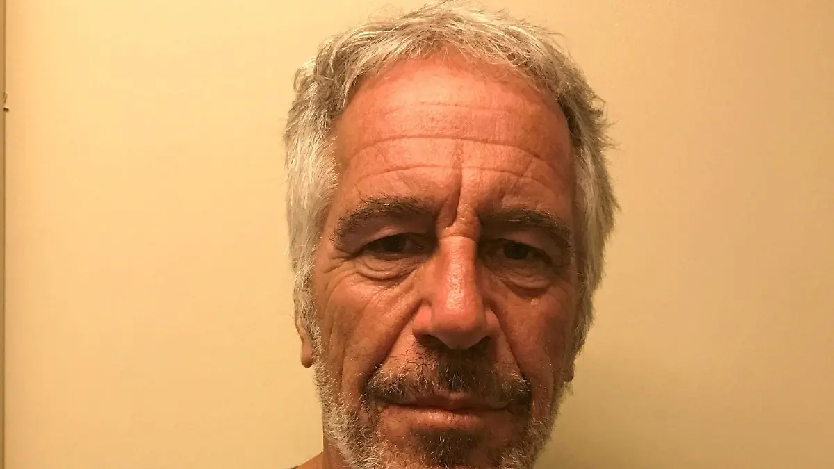 2025-07-22T095546Z_147120169_RC2KRFABNT1H_RTRMADP_3_USA-TRUMP-EPSTEIN-DEFAMATION