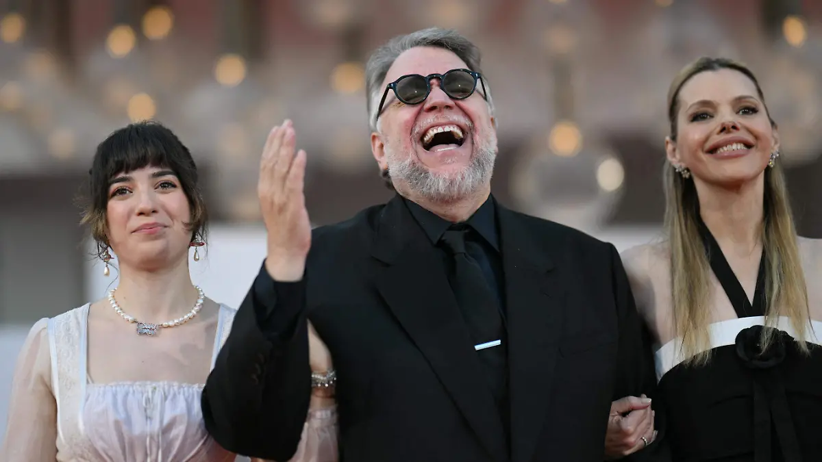 GUILLERMO DEL TORO Festival de Venecia (5)