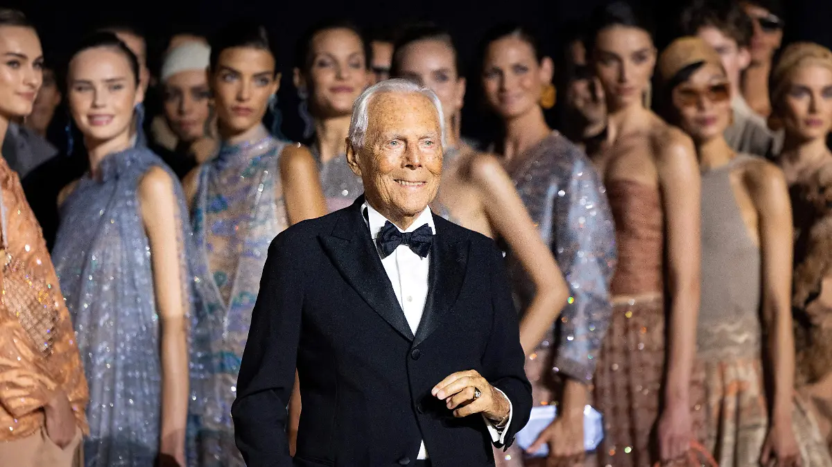 2025-09-04T134121Z_1322382905_RC2OMAADC25A_RTRMADP_3_PEOPLE-GIORGIO-ARMANI