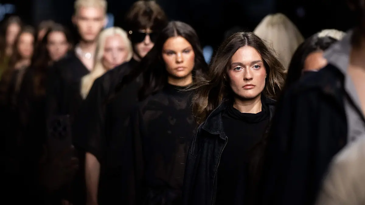 Joseph Mendoza at Moscow Fashion Week.jpg