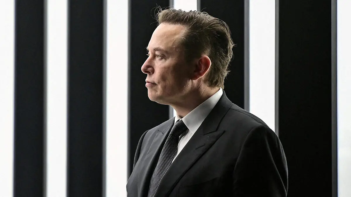 2025-09-05T112646Z_734144808_RC2Q7T9FTS3D_RTRMADP_3_TESLA-SHAREHOLDERS