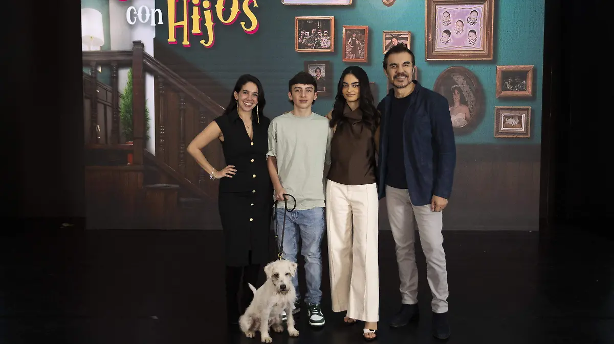 Casados con hijos CLAQUETAZO
